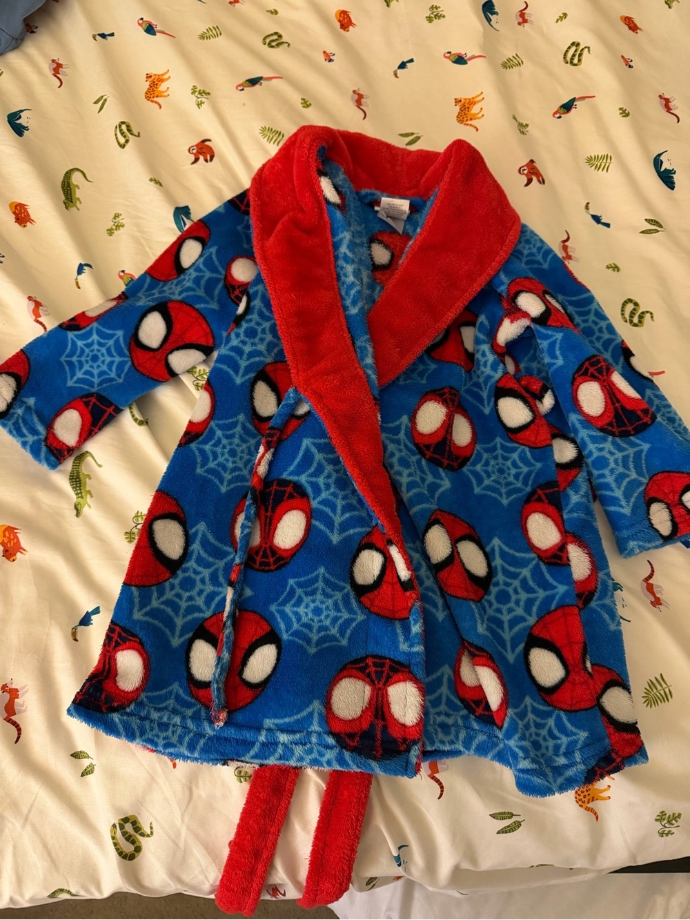 Marvel Spidey and his Amazing Friends Boys Blue and Red Spider-Man Plush Robe